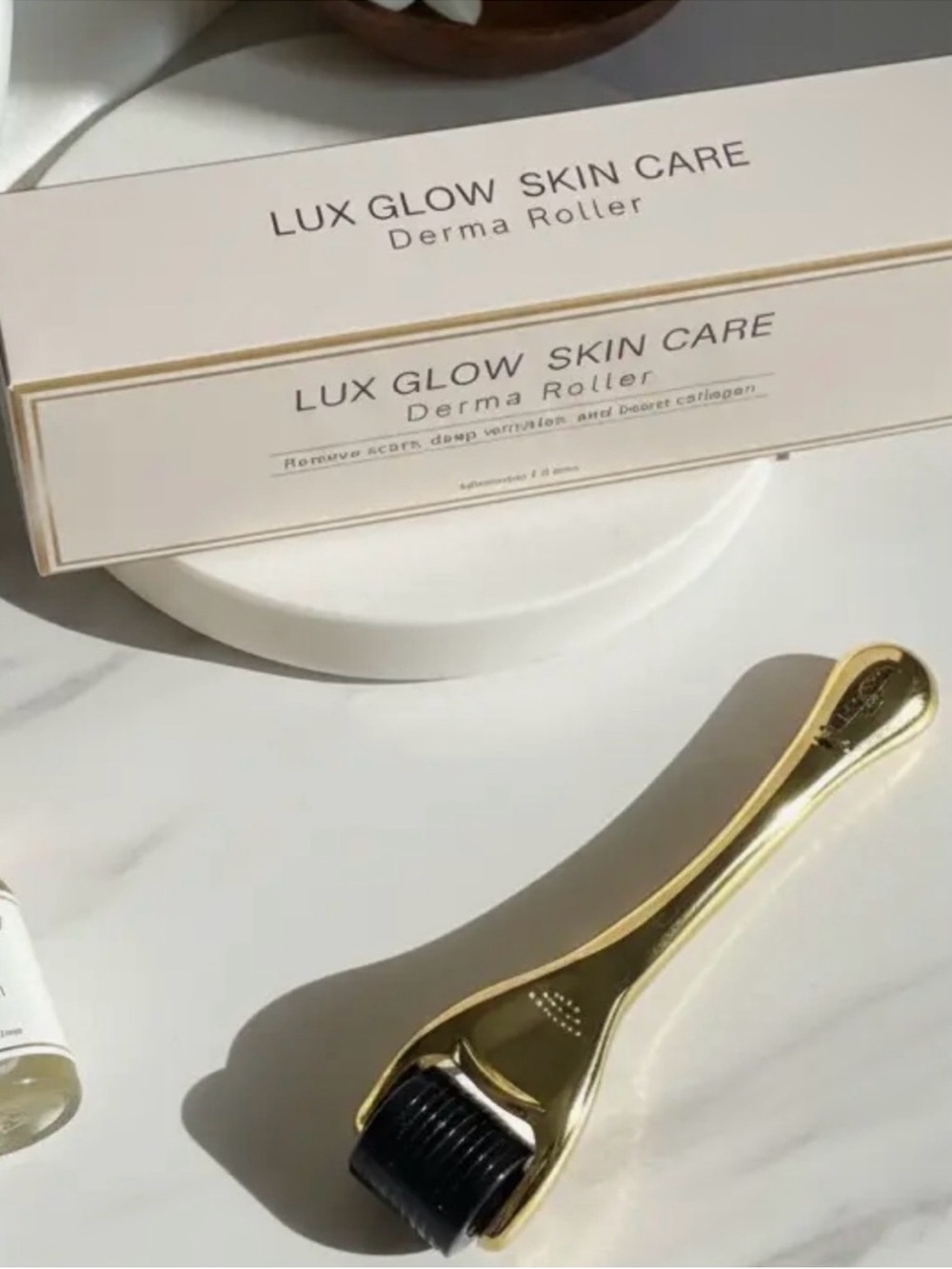 Lux Gold Derma Roller with Black Needle Head